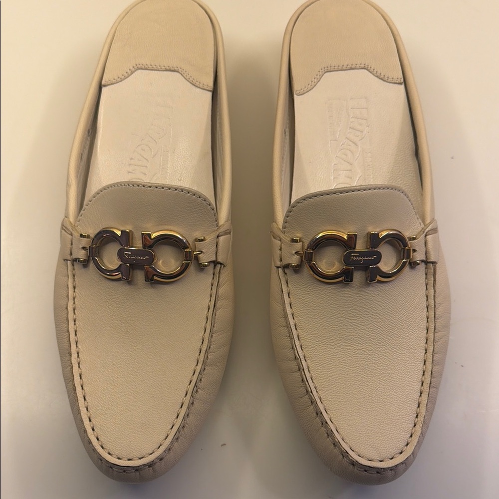 Salvatore Ferragamo Cream Leather Loafers